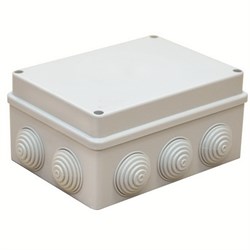 Коробка распаячная (монтажная)для о/п безгалогенная (HF) 150х110х70,10  вводов